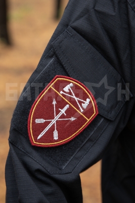 Шеврон Росгвардия Воинские части оперативного назначения на липучке, красный